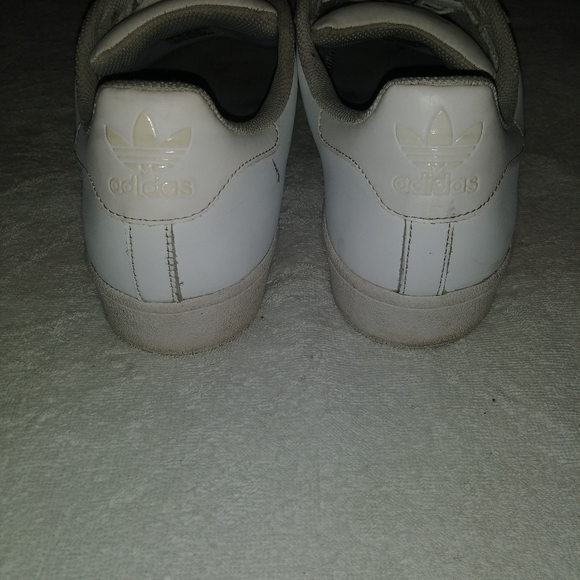 Shoes - Picture 4 of 6